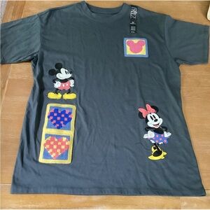 Disney Mickey Mouse Minnie Mouse Embroidered Patch T-Shirt Gray Women's Medium